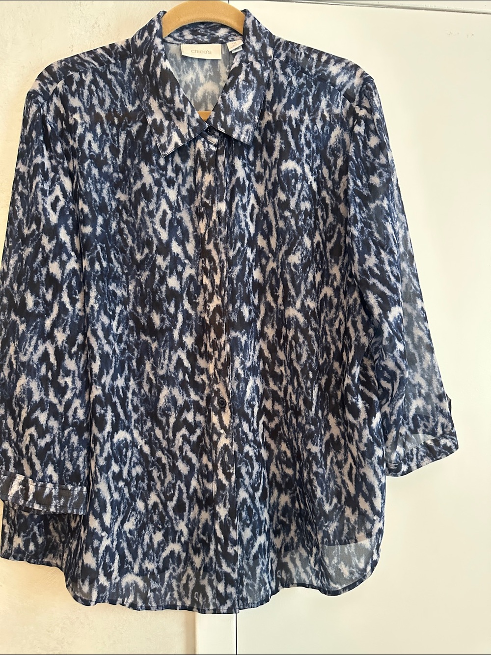 Chico's Navy & White Abstract Print Button-Down Shirt